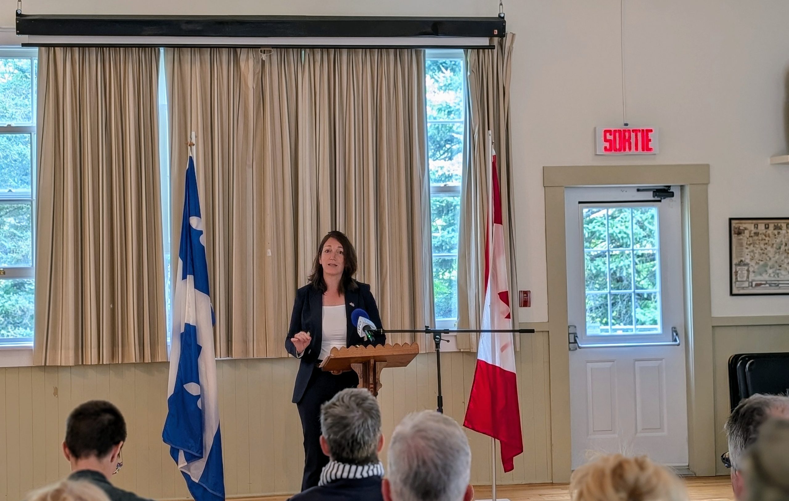 Minister of Transport and Internal Trade amends regulations to give communities more authority over our waterways